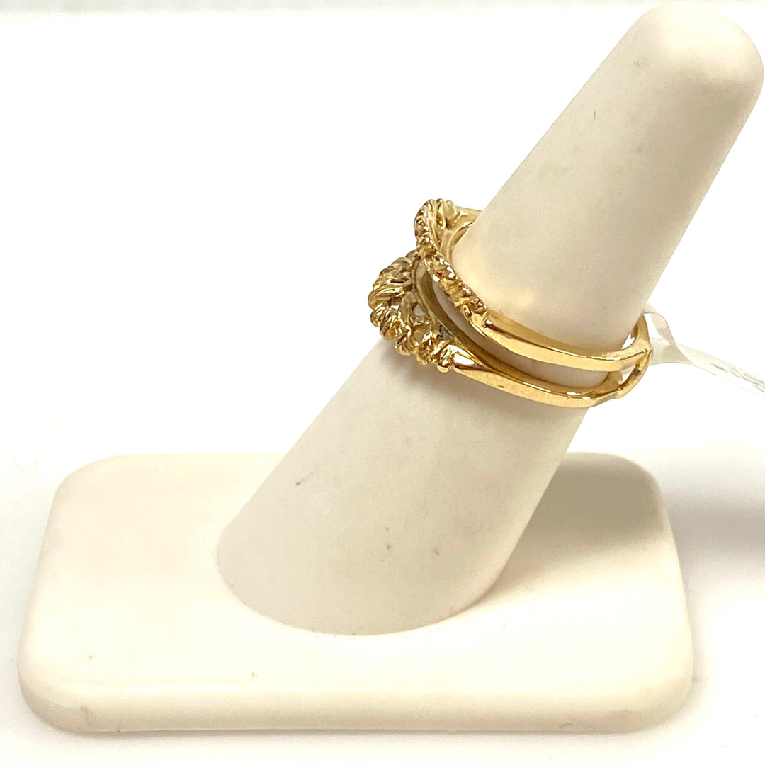 v889 Vintage 14K Yellow Gold Double-layer Hammered or Nugget Texture Ring 5.75