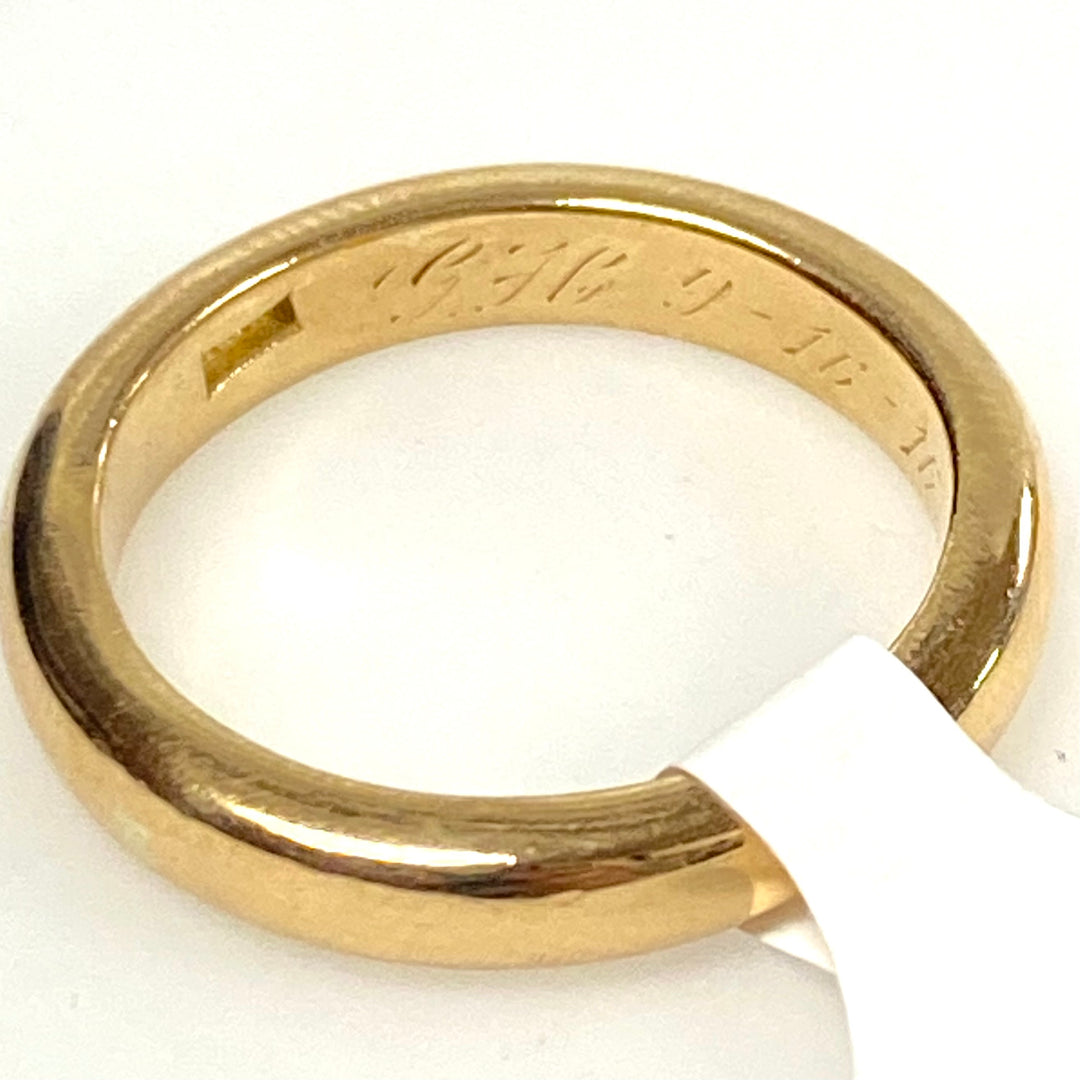v892 Vintage Solid 18K Yellow Gold Dome-style Wedding Band Ring Size 6