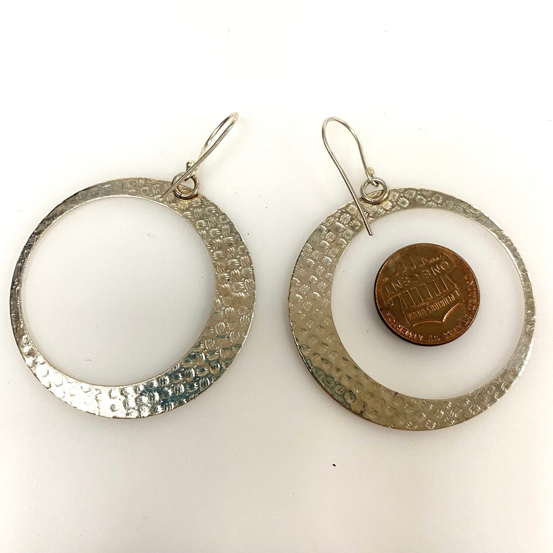 v910 Vintage Hammered Sterling Silver Open Circle Dangle Earrings 1.75" Diameter