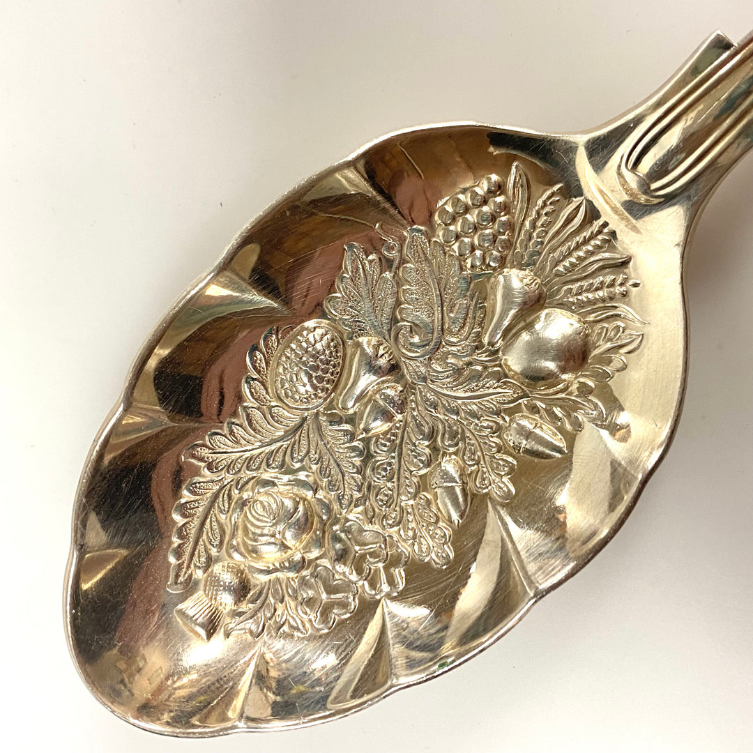 v915 Vintage Sheffield England Silver Plate Berry Embossed Fruit Serving Spoon