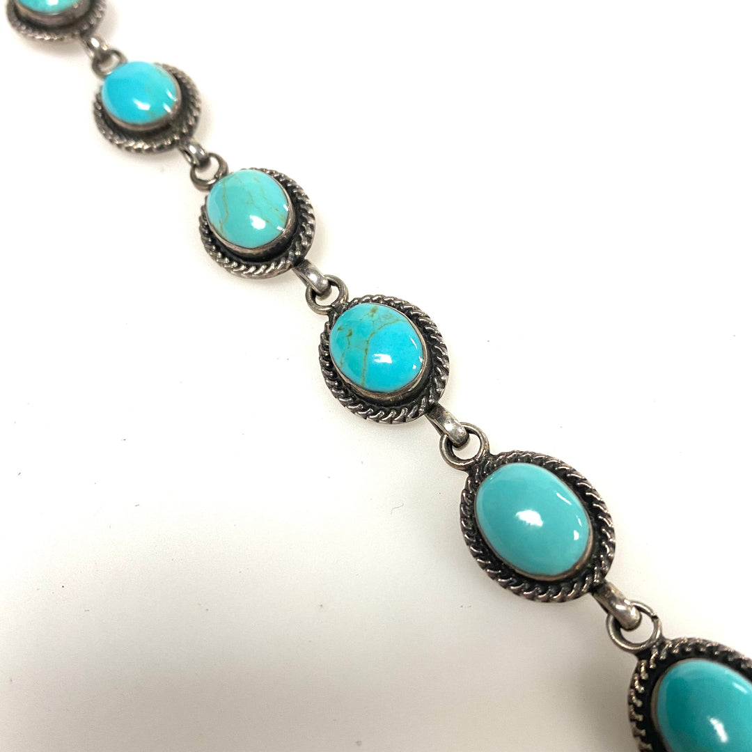 v921 Vintage Handcrafted Sterling Silver Oval-cut Cabochon Turquoise Bracelet