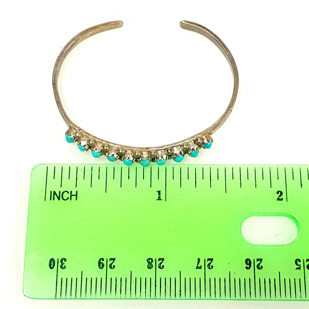 m962 Vintage Native American Zuni single-row 10 turquoise cuff bracelet 5" wrist