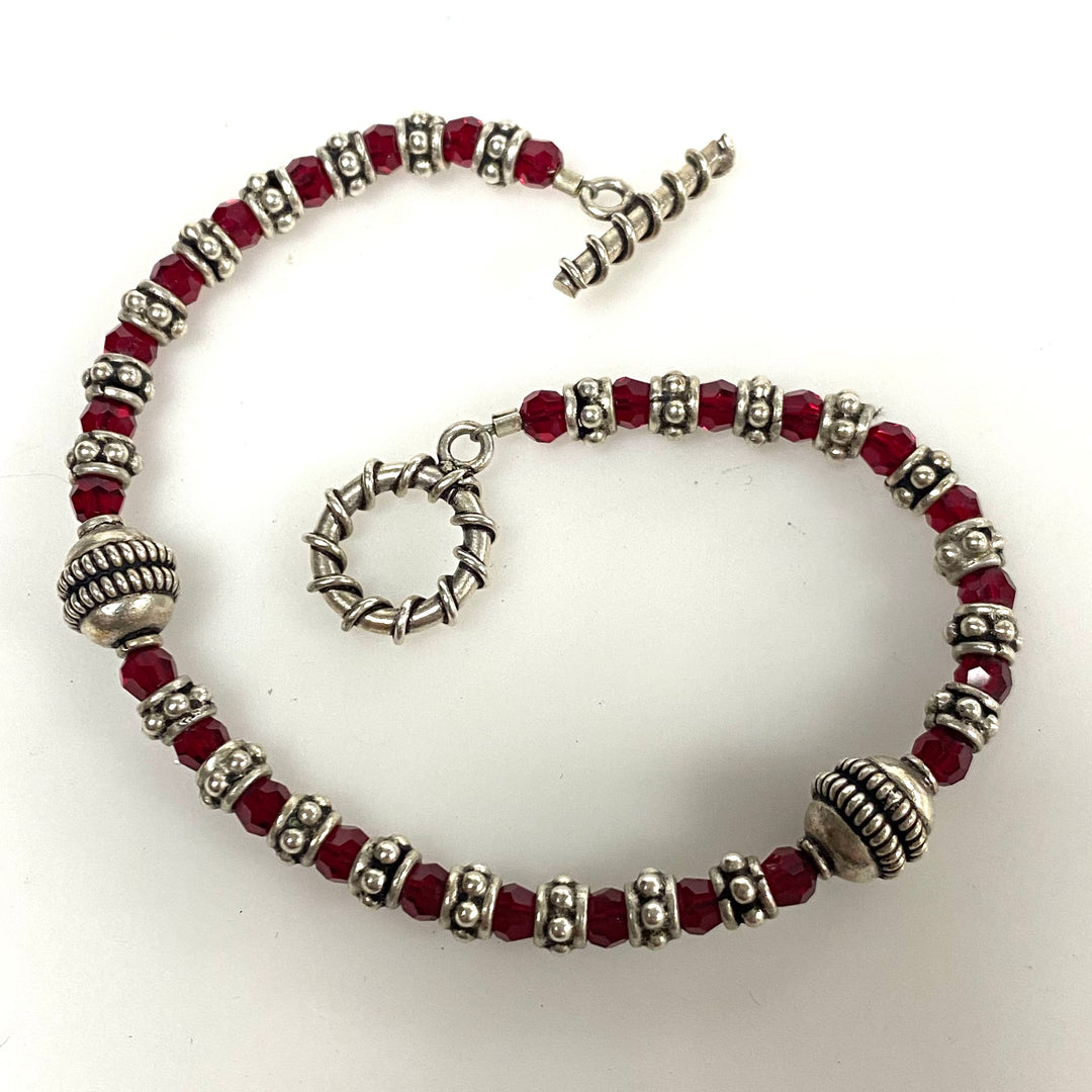 v929 Vintage Sterling Silver Beaded Bracelet Red Faceted Crystals 8" Long
