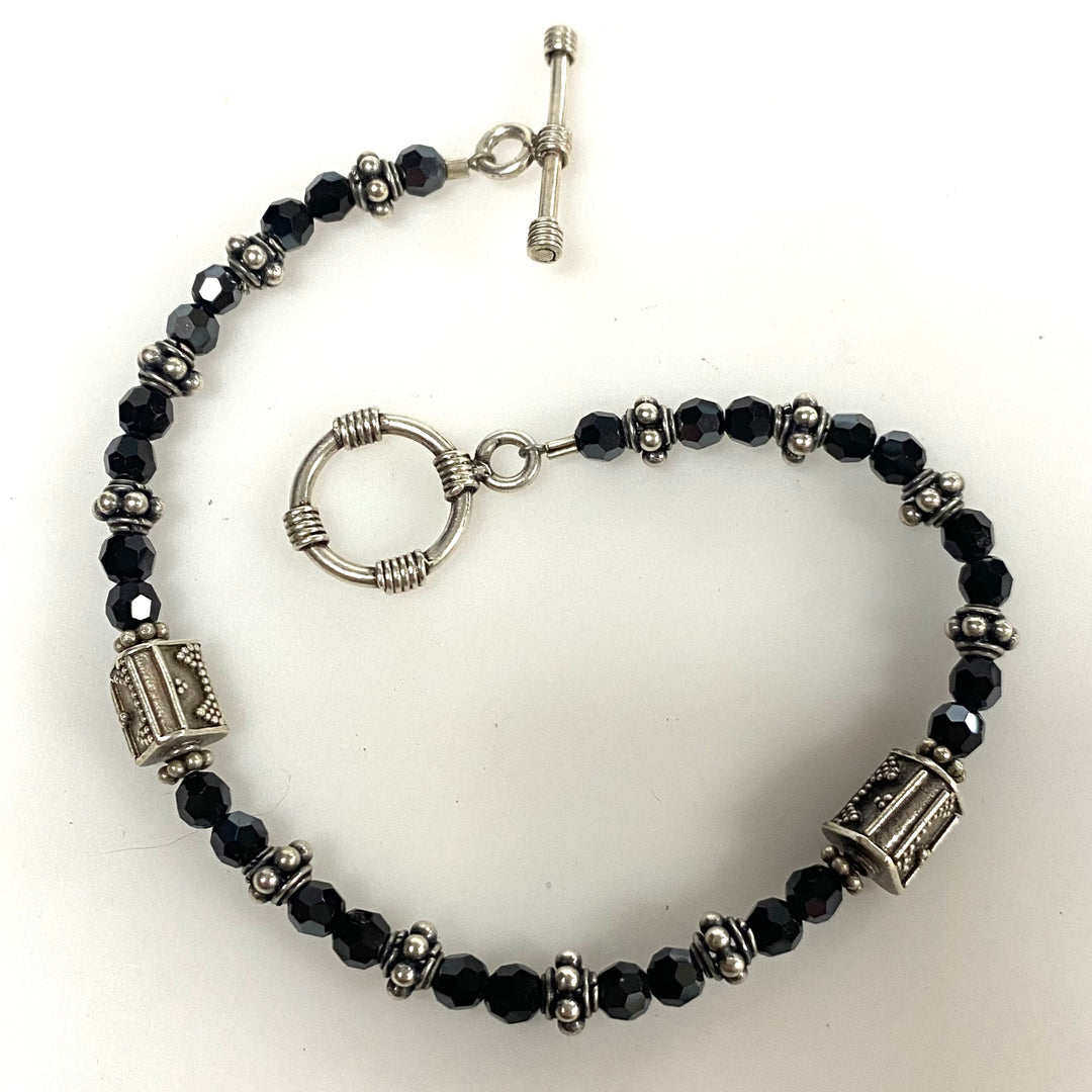 v930 Vintage Sterling Silver Beaded Bracelet Black Faceted Crystals 7.5" Long
