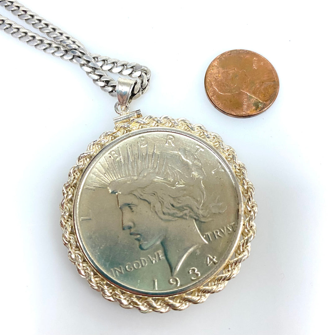 v940 Vintage 1934 Silver Dollar Coin Pendant Rope-style Bezel Link Chain 24"