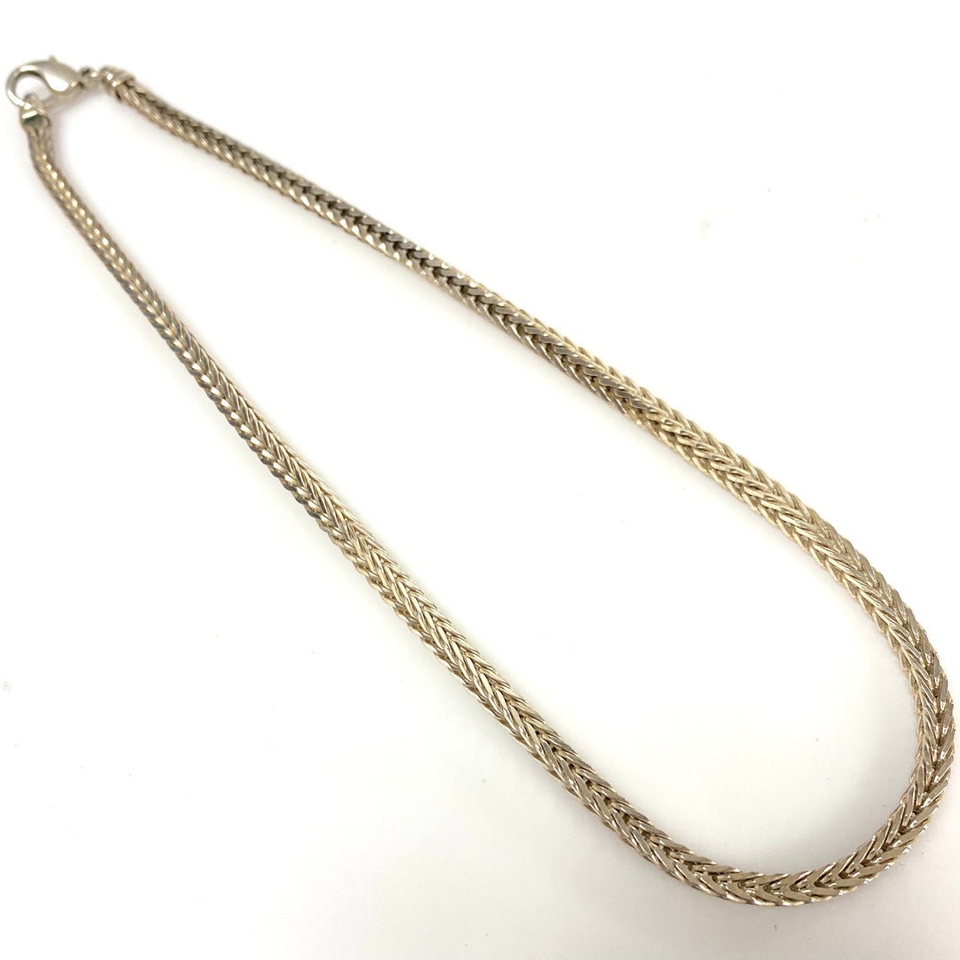 v947 Vintage Sterling Silver 17" Long Spiga or Wheat Style Link Chain Necklace