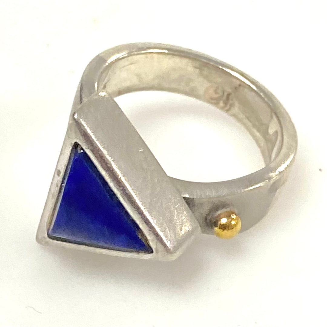 v953 Vintage Sterling Silver Ring Triangular Cabochon Stone Accented Band Ring Size 5.75