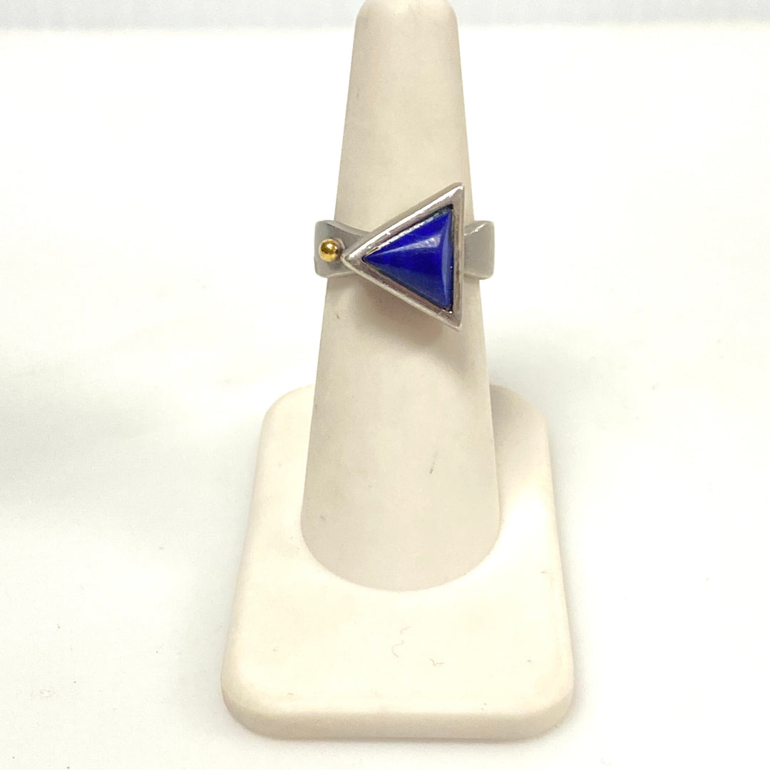 v953 Vintage Sterling Silver Ring Triangular Cabochon Stone Accented Band Ring Size 5.75