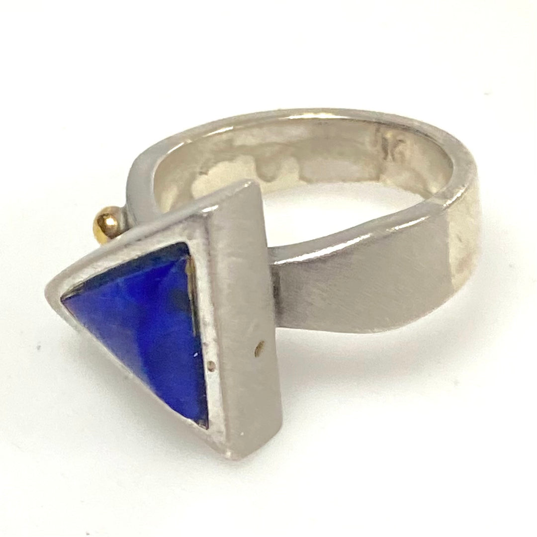 v953 Vintage Sterling Silver Ring Triangular Cabochon Stone Accented Band Ring Size 5.75