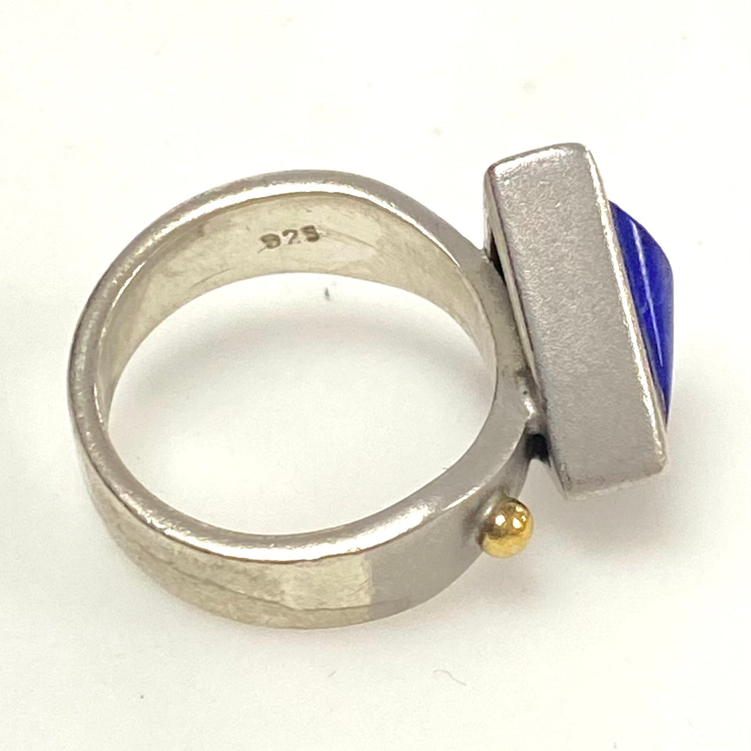 v953 Vintage Sterling Silver Ring Triangular Cabochon Stone Accented Band Ring Size 5.75