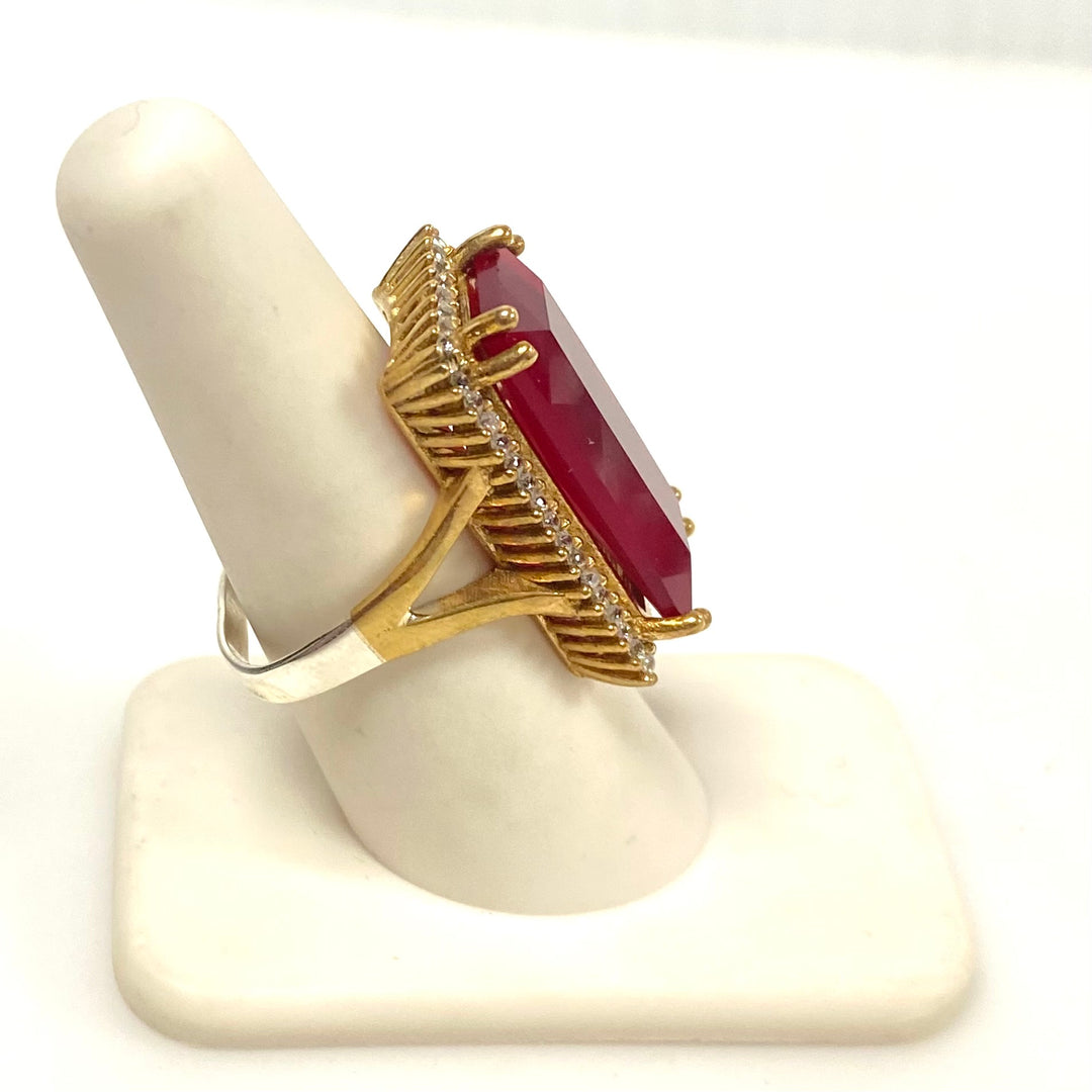 v957 Vintage Two-tone Sterling Silver 925 Large Ruby Red Stone Ring Size 6.5