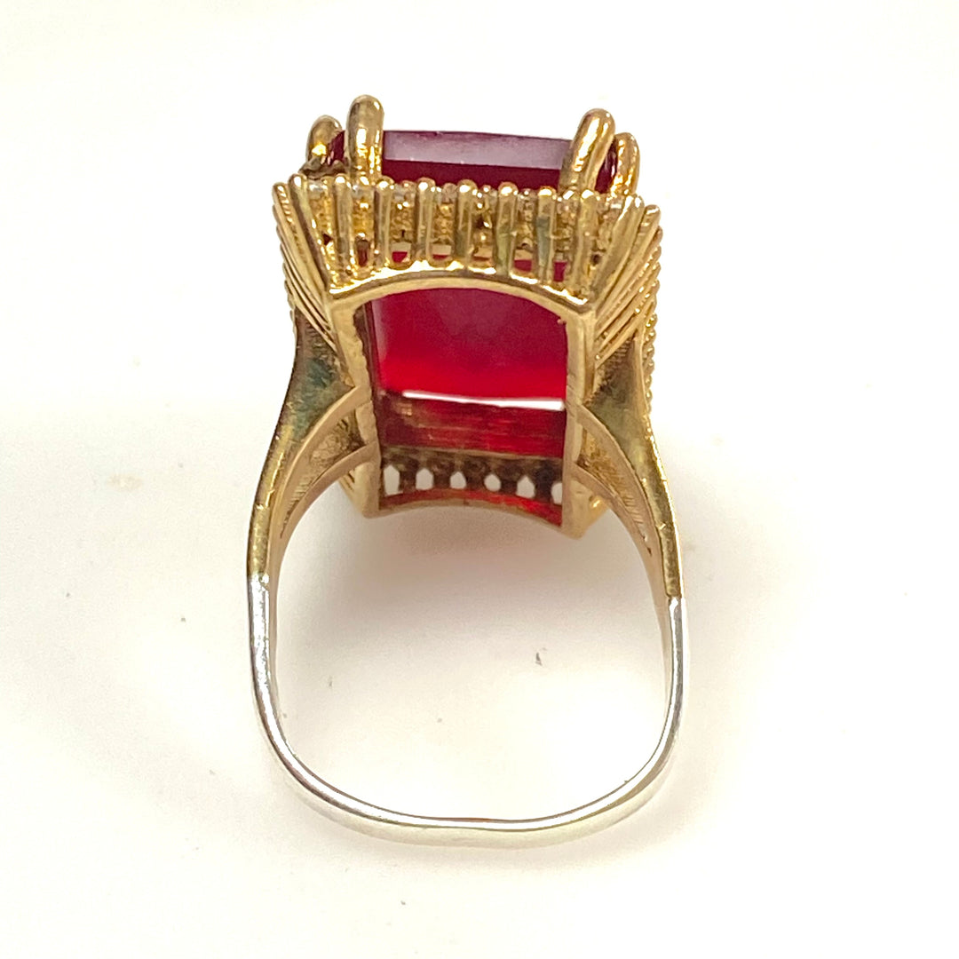 v957 Vintage Two-tone Sterling Silver 925 Large Ruby Red Stone Ring Size 6.5