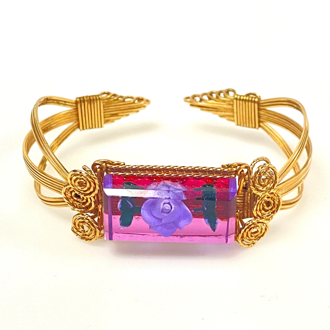 v961 Vintage Wire-wrapped Cuff Bracelet Reverse Carved Lucite 10k Yellow Gold