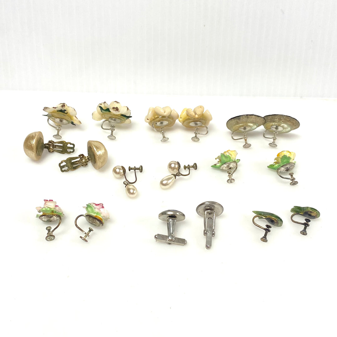 v965 Vintage collection of clip-on screw-back costume earrings cufflinks 9 pairs
