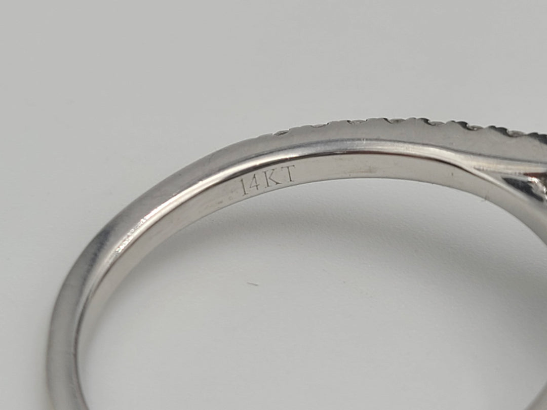 k827 Lovely Ladies Vera Wang Love 14kt White Gold Marquise Diamond Engagement Ring