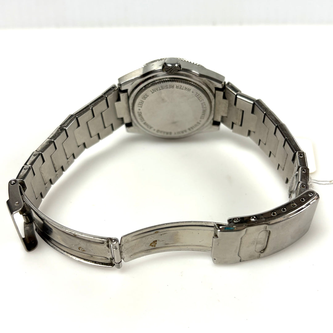 w011 Vintage Victorinox Swiss Army Lancer 100 Military-style Diver Wrist Watch