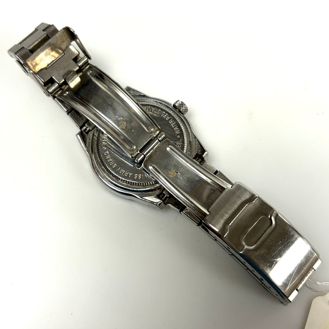 w011 Vintage Victorinox Swiss Army Lancer 100 Military-style Diver Wrist Watch