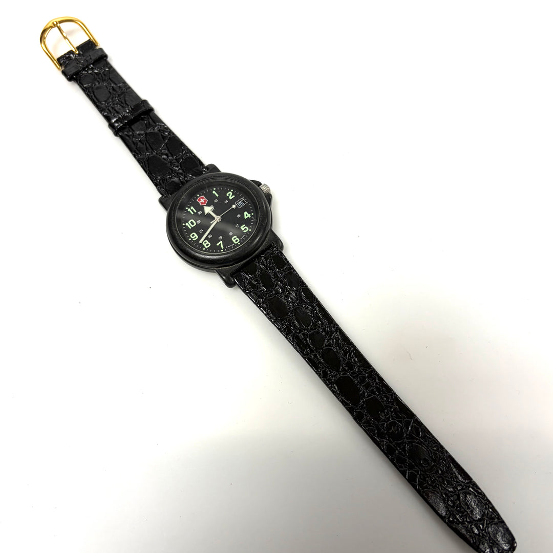 w013 Vintage Victorinox Swiss Army Renegade Field Watch Classic 1990's Design