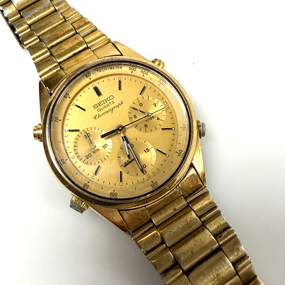 w028 Vintage Seiko 7A28-7029 Quartz Chronograph "Golden Bond" Wrist Watch + Box