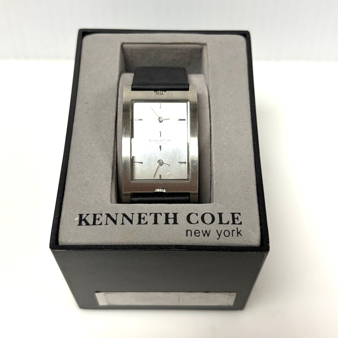 w037 Vintage Kenneth Cole New York Dual Time Zone Wrist Watch Model KC1132