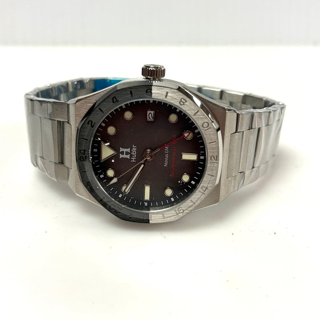 w044 Huber Novus GMT Stainless Steel Seiko NH34 Automatic Movement Wrist Watch