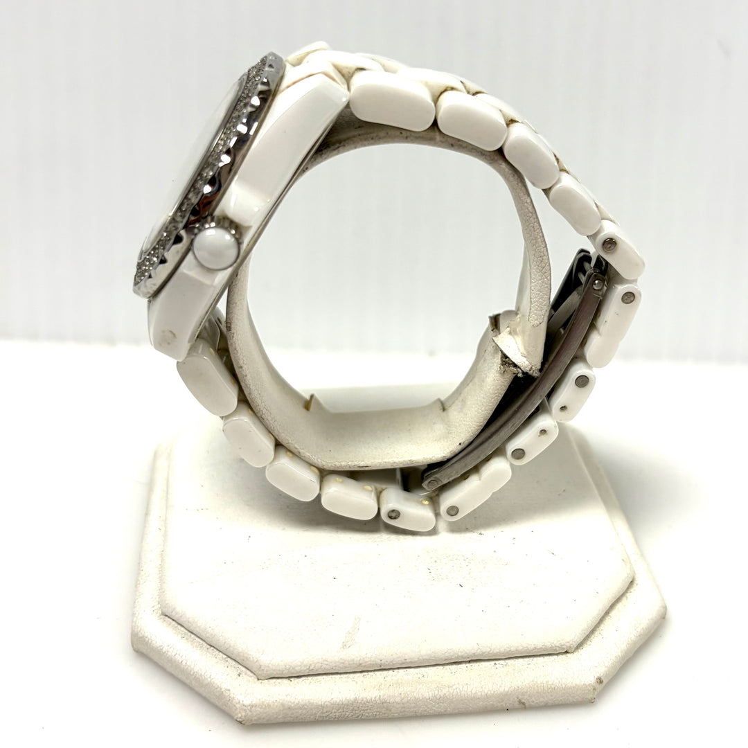 w062 Swiss Legend Karamica Diamonds White Ceramic Diamond Encrusted Wrist Watch