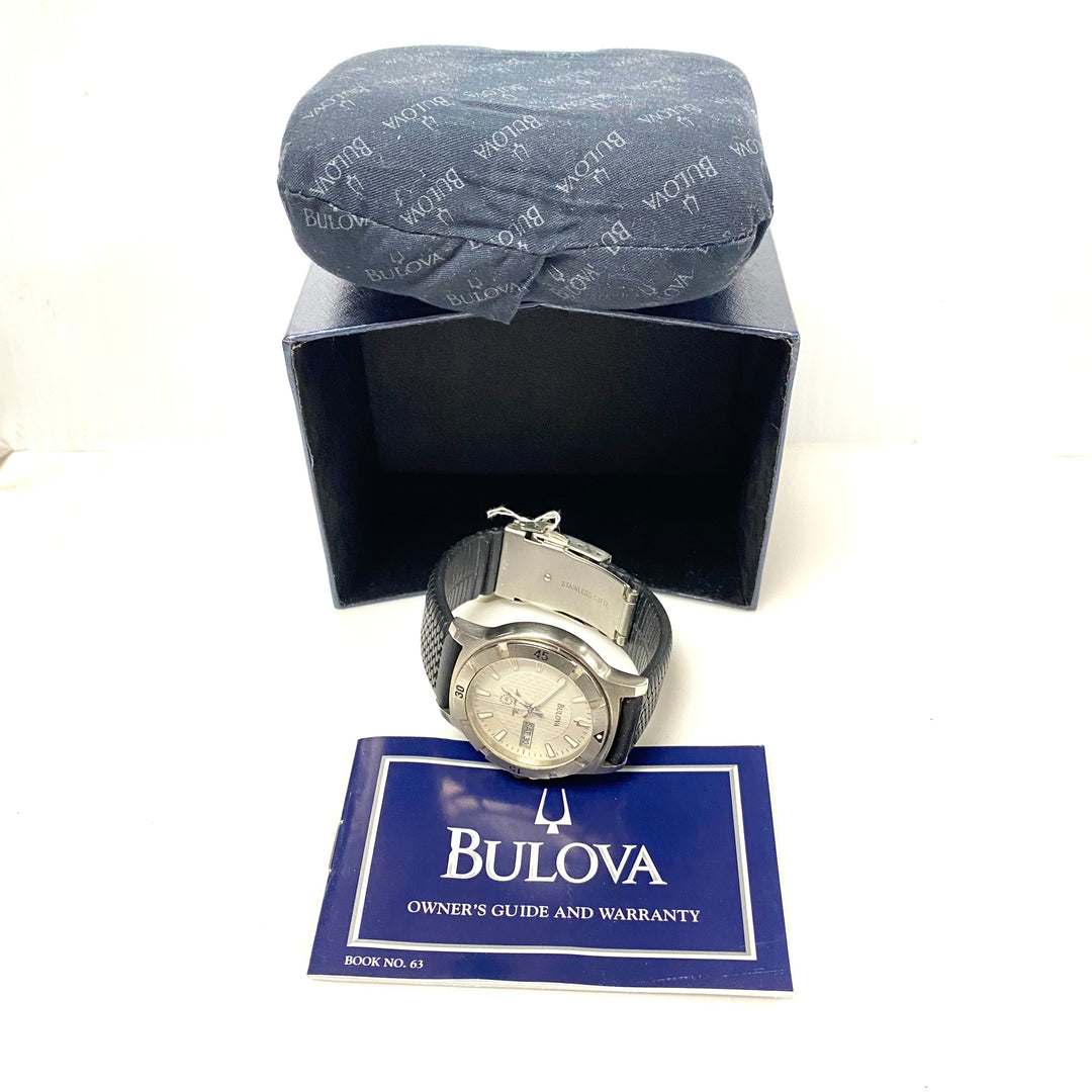 w065 Vintage Bulova Marine Star Quartz Men's Wrist Watch Model C937354 St. Steel