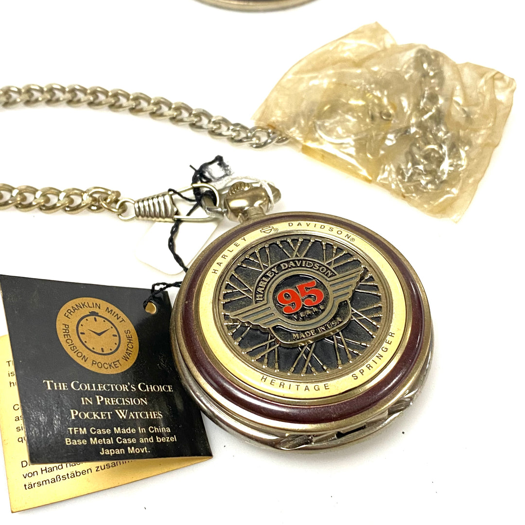 w073 Franklin Harley-Davidson 95th Anniversary Heritage Springer Pocket Watch & Stand