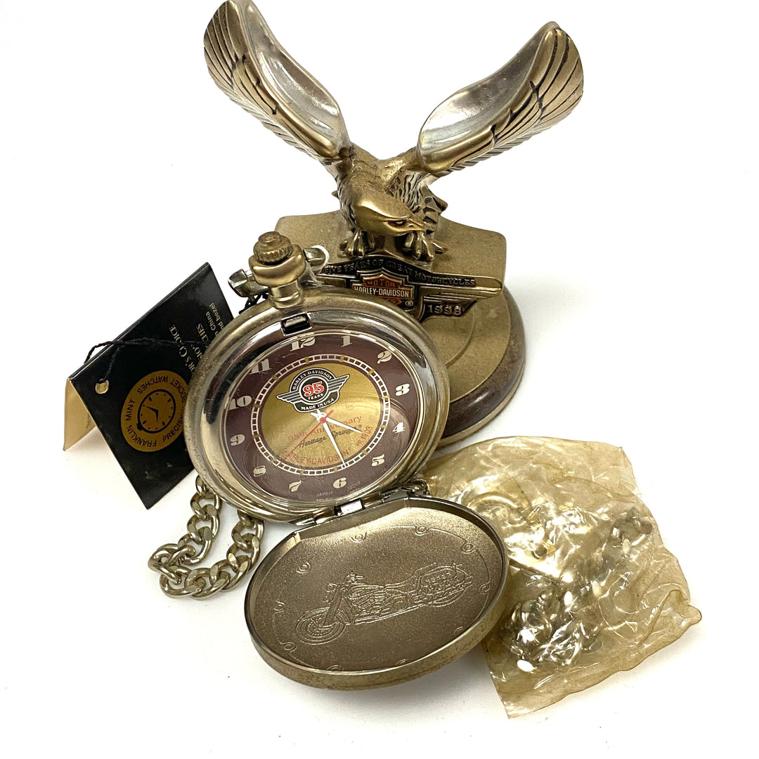 w073 Franklin Harley-Davidson 95th Anniversary Heritage Springer Pocket Watch & Stand