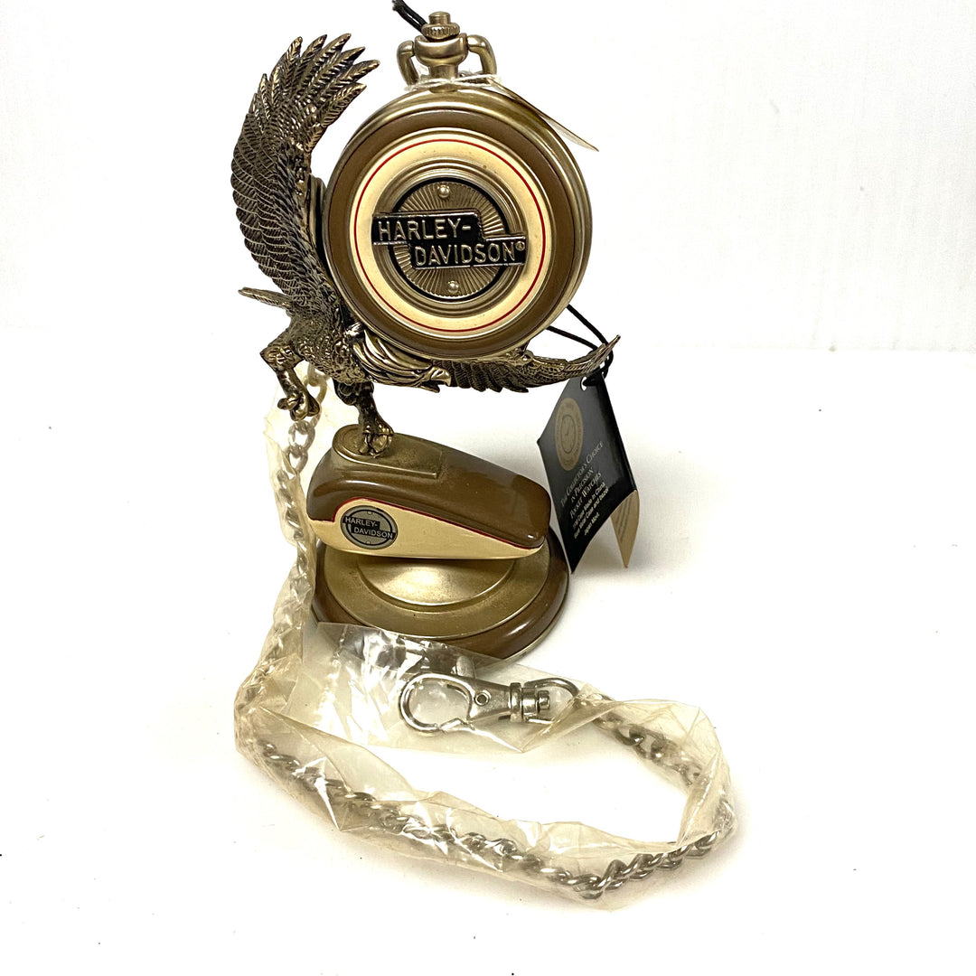 w076 Vintage Franklin Mint Harley-Davidson 1958 Duo-Glide Pocket Watch & Stand