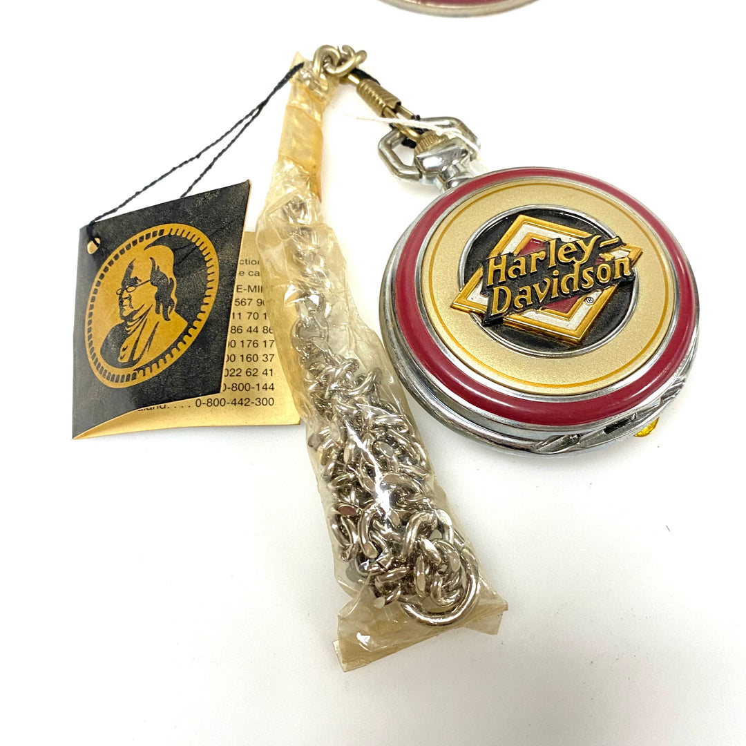 w082 Vintage 1998 Franklin Mint Harley-Davidson "Electra Glide" Precision Pocket Watch with Eagle Stand