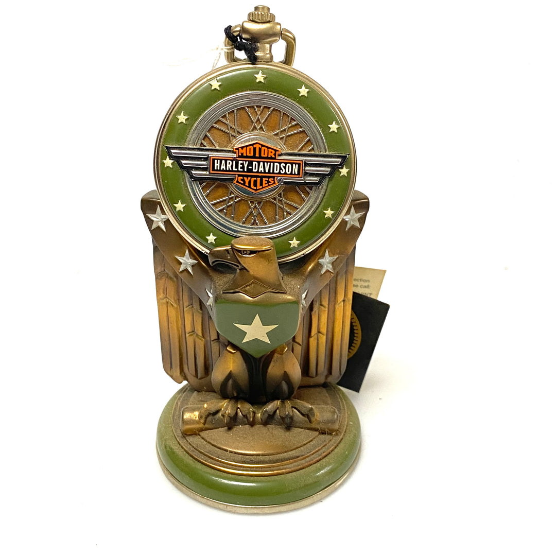 w086 Vintage Franklin Mint Harley-Davidson 1942 WLA Military Pocket Watch & Stand