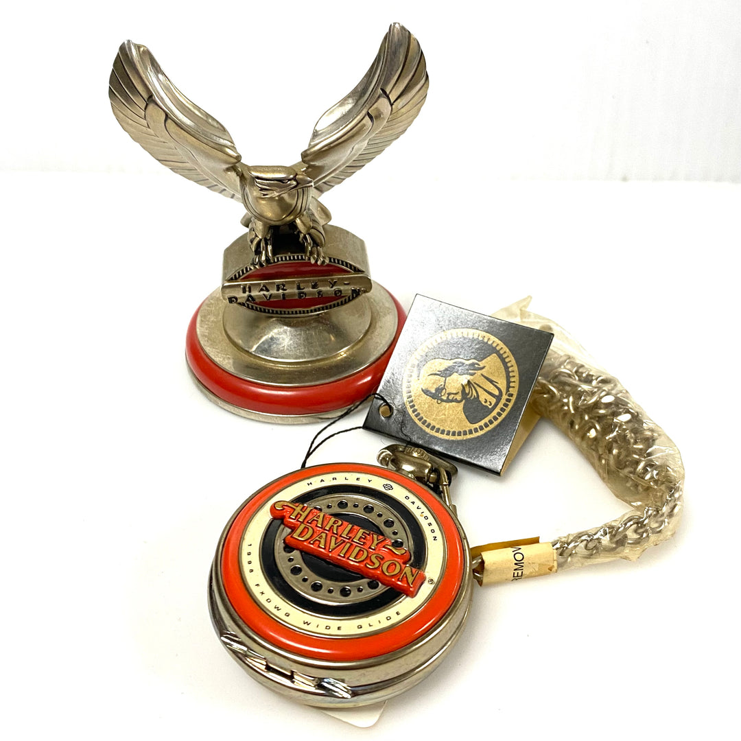 w089 Vintage 1998 Franklin Mint Harley-Davidson Precision Pocket Watch featuring the 1998 FXDWG Dyna Wide Glide & Eagle Stand