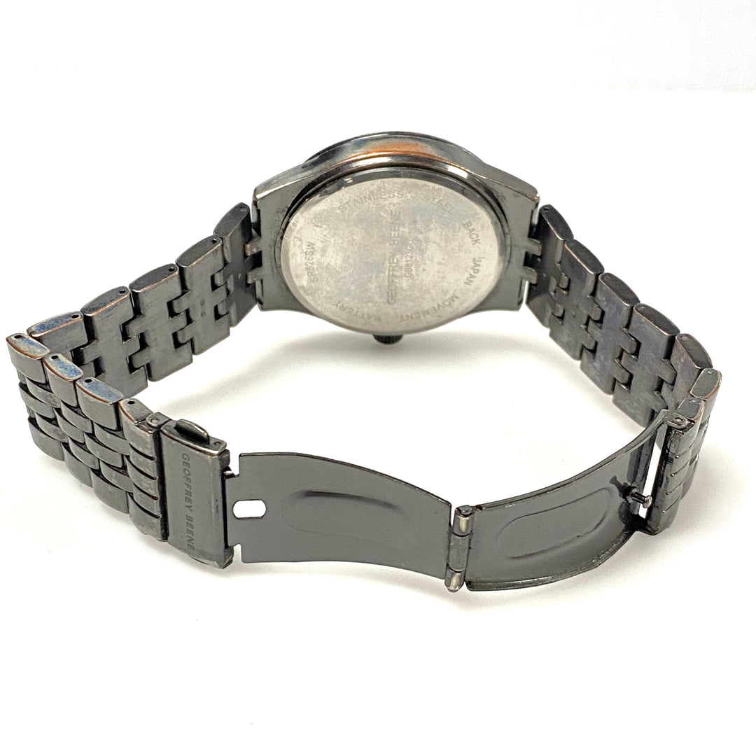 w096 Geoffrey Beene Men's Diamond Accent Quartz Men's Wrist Watch Gunmetal-tone
