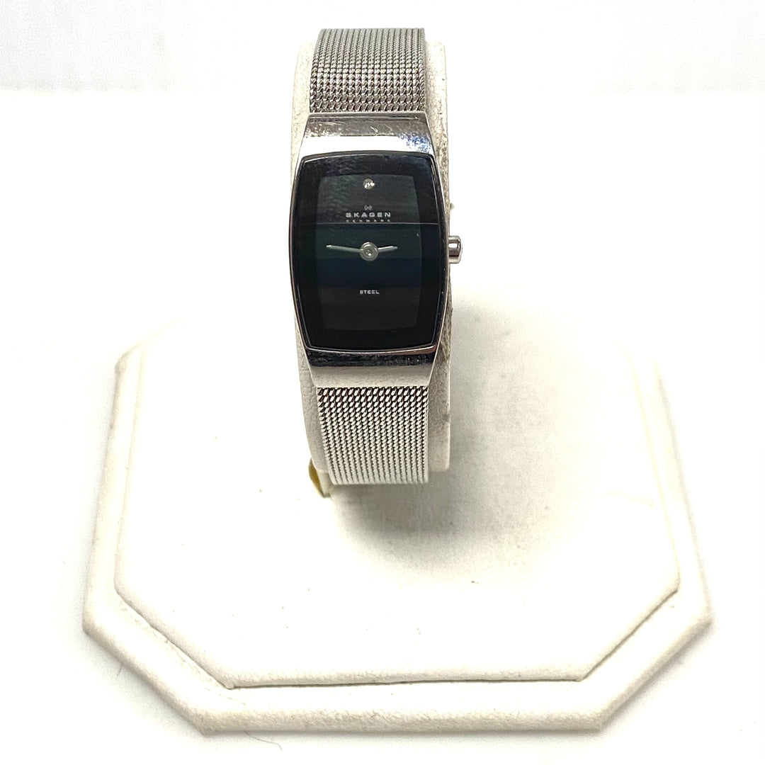 w110 Skagen Denmark 271SSSBD Women's Tonneau Quartz Wrist Watch Steel Collection