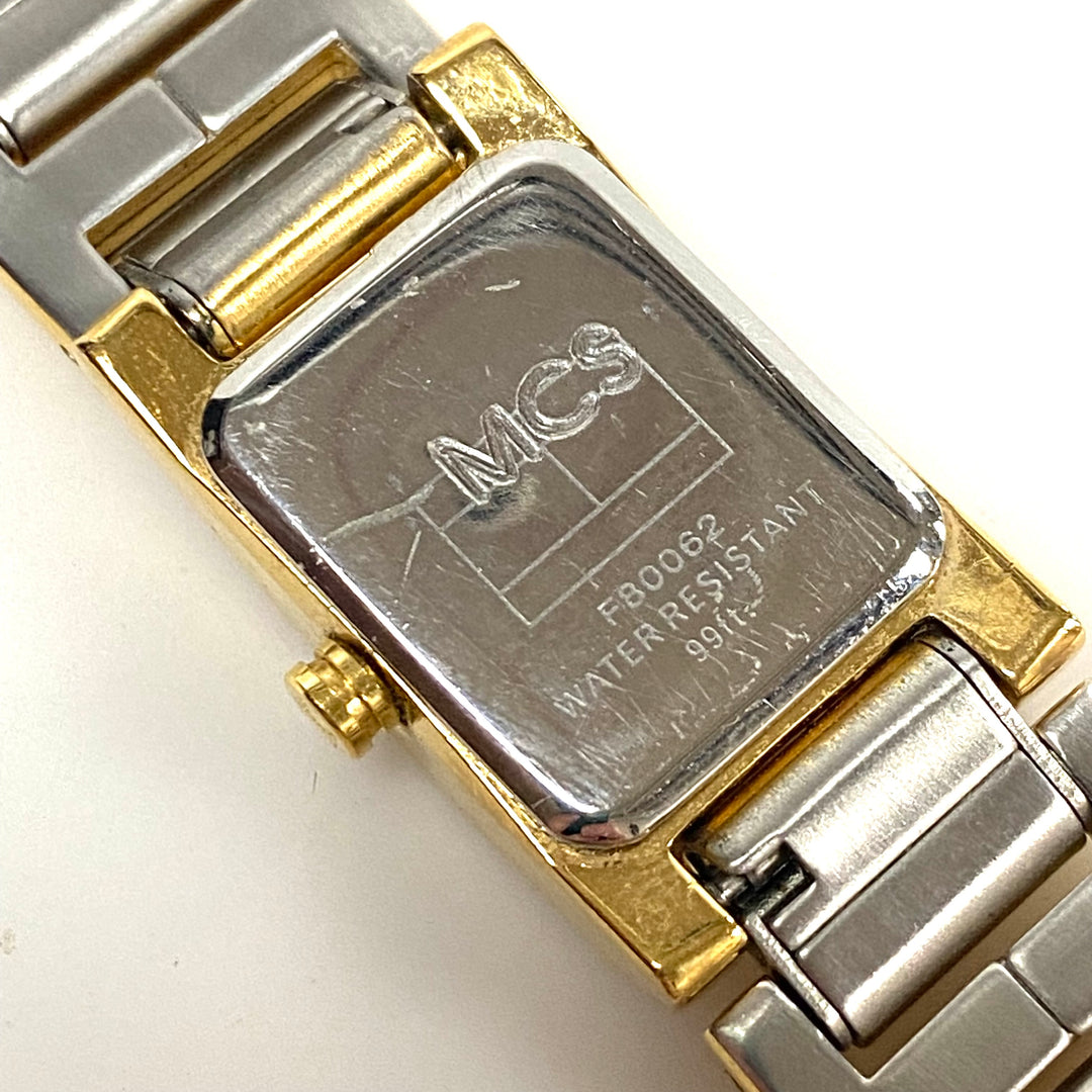 w116 Vintage Tommy Hilfiger Quartz Women's Gold-plated Stainless Bracelet Watch