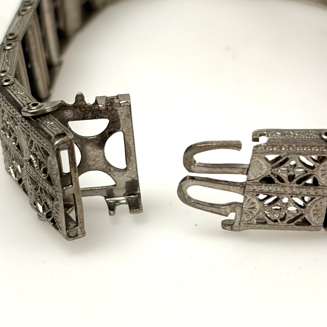 w122 Vintage Art Deco Silver Plated Openwork Filigree Sapphire Panel Bracelet