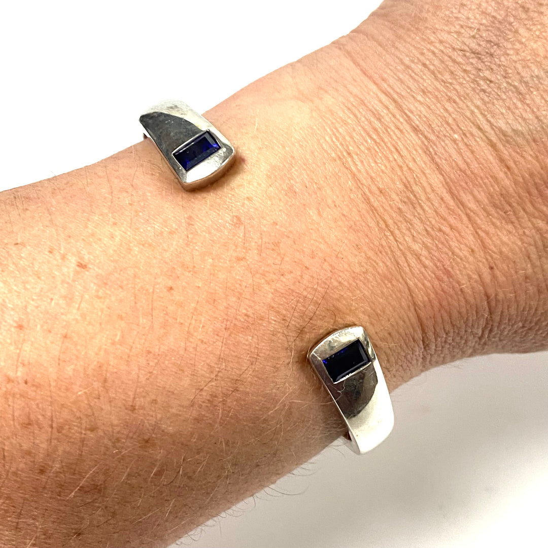 w125 Vintage 925 Sterling Silver Open Cuff Bracelet 2 Rectangular Blue Gemstones