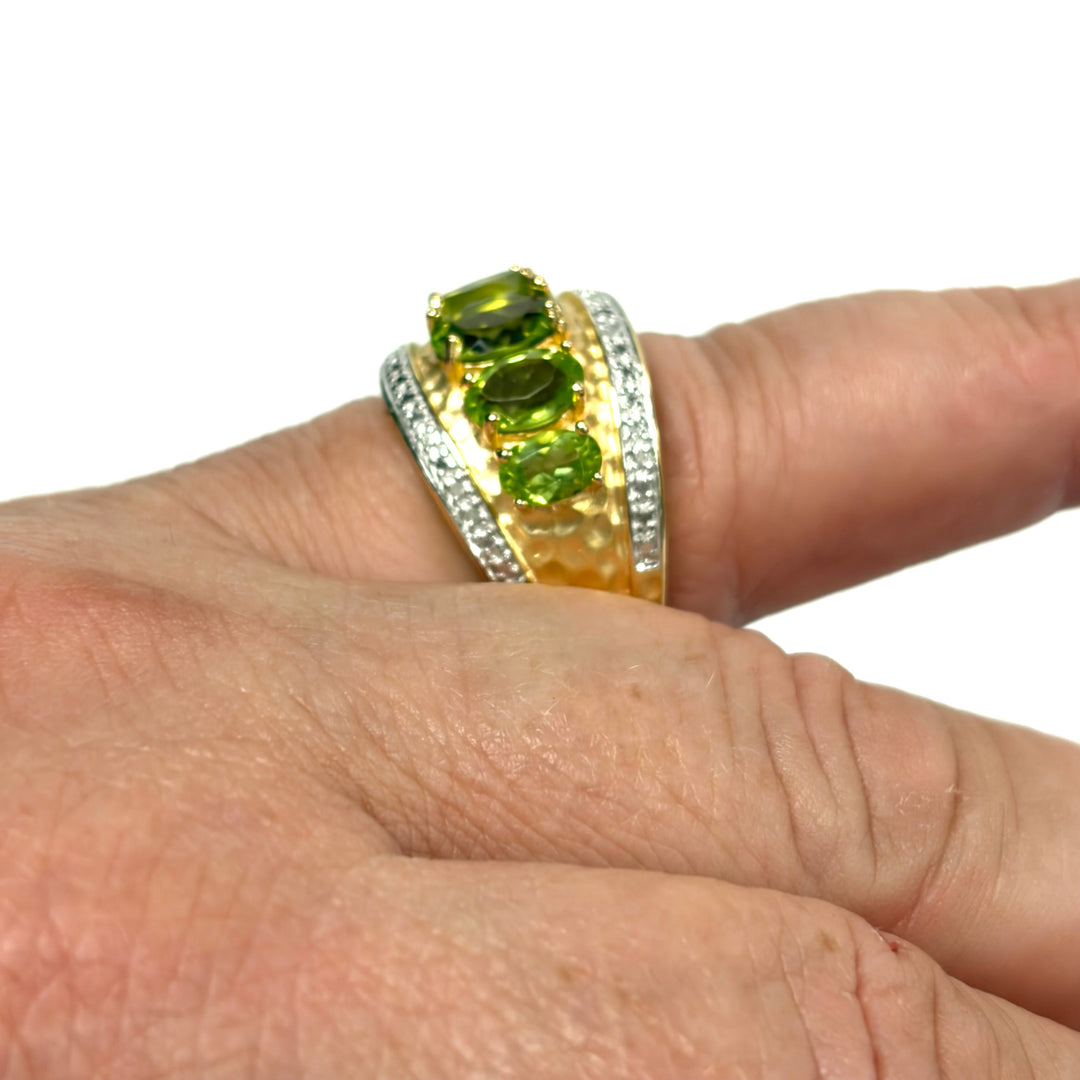 w127 Vintage Sterling Silver Five Oval-cut Lime-green Peridot Ring Band Size 7.5