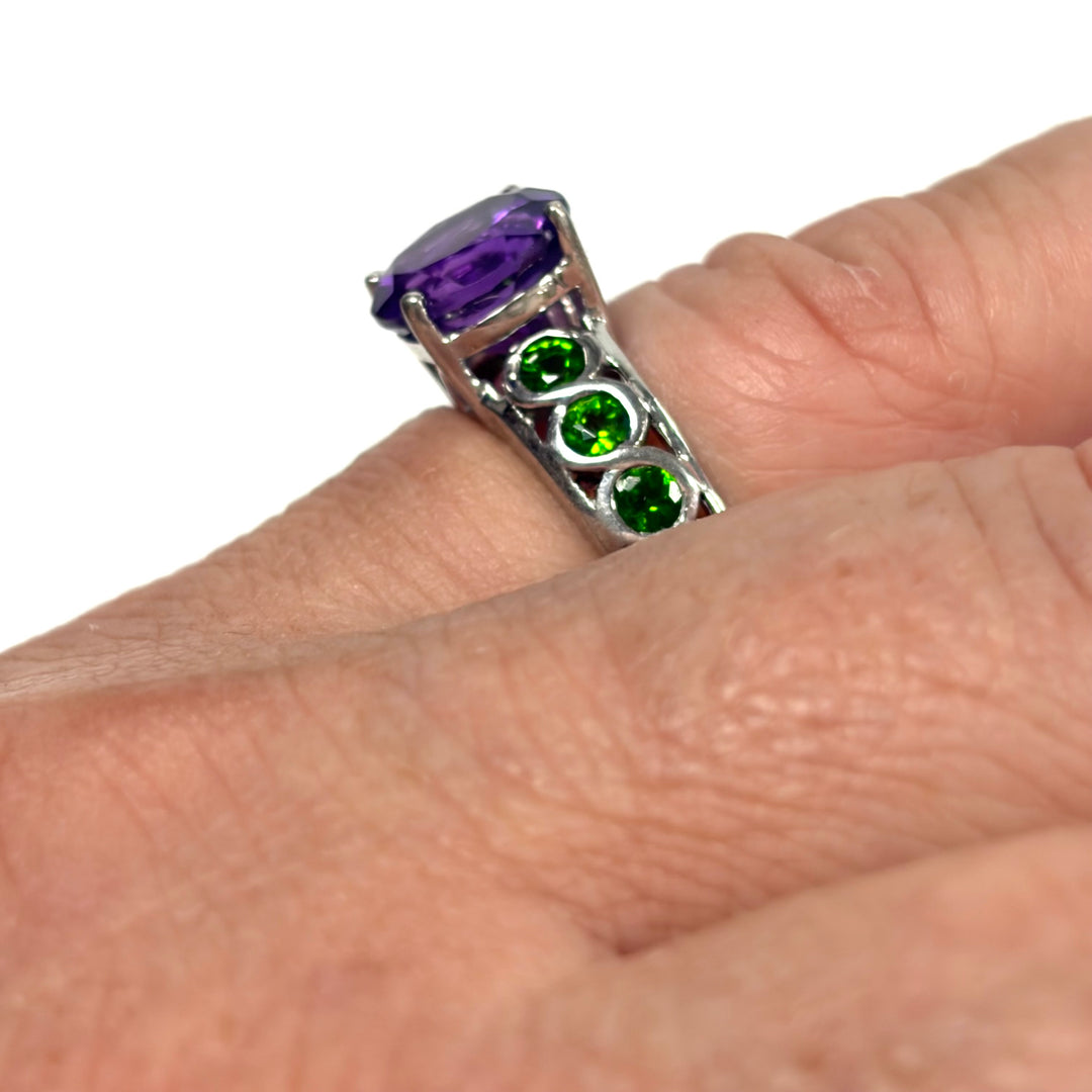 w129 Vintage Sterling Silver Statement Ring Prong-set Purple Amethyst Size 7.75