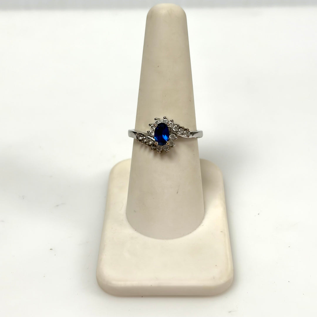 w131 Vintage Sterling Bypass Style Cocktail Ring Oval-cut Blue Center Stone 7.25
