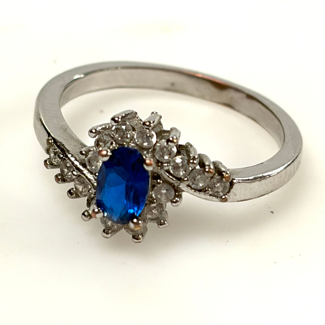 w131 Vintage Sterling Bypass Style Cocktail Ring Oval-cut Blue Center Stone 7.25