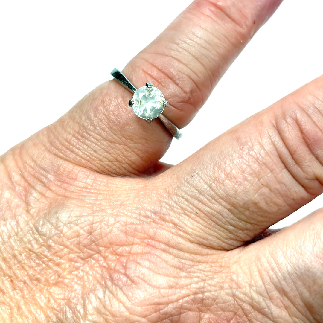 w134 Vintage Avon Sterling Silver Solitaire Engagement Ring Cubic Zirconia Sz 6