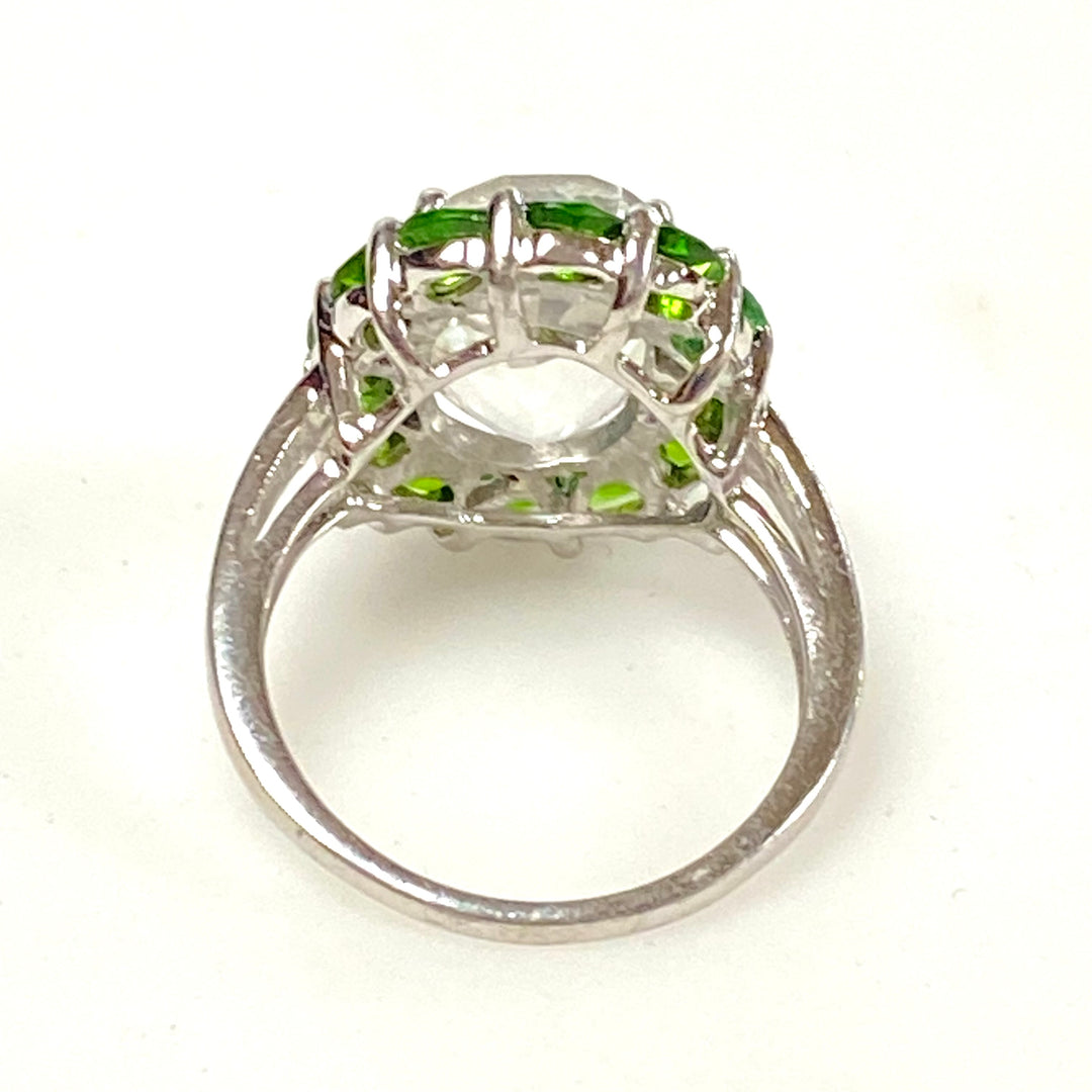 w143 Vintage Sterling Silver Cocktail Ring Oval-cut Central Stone & Halo Frame
