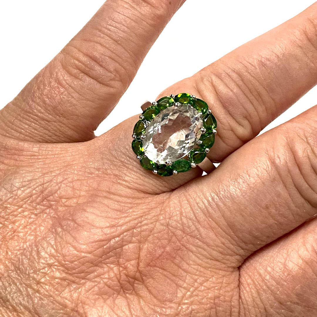 w143 Vintage Sterling Silver Cocktail Ring Oval-cut Central Stone & Halo Frame