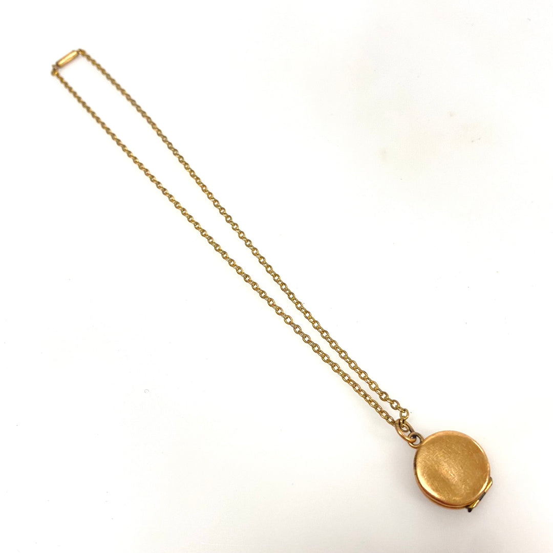 w158 Vintage Round Gold Filled Locket Pendant with Old Photos on 14" Link Chain