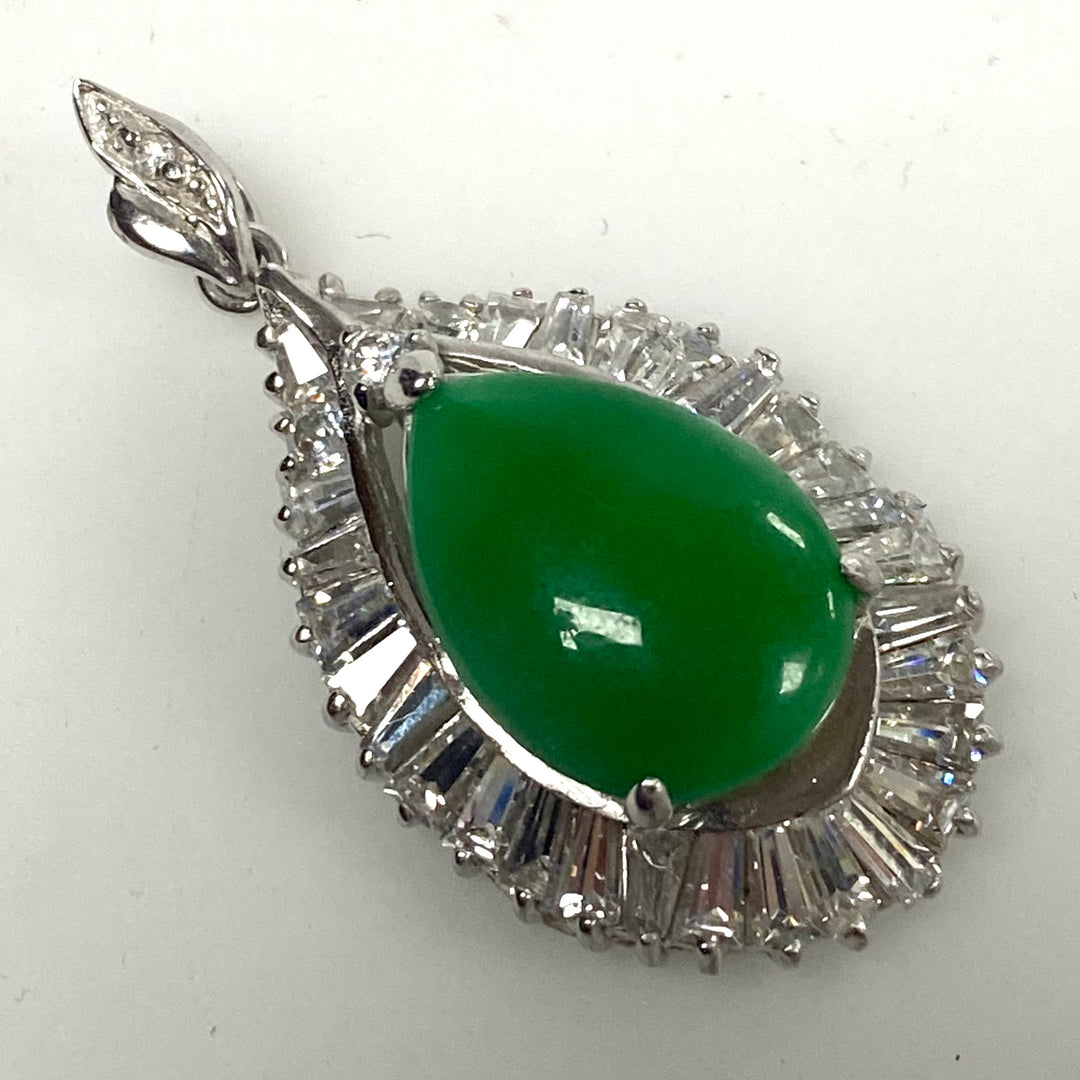 w161 Vintage Sterling Silver Teardrop-shaped Green Jade & CZ Cabochon Pendant