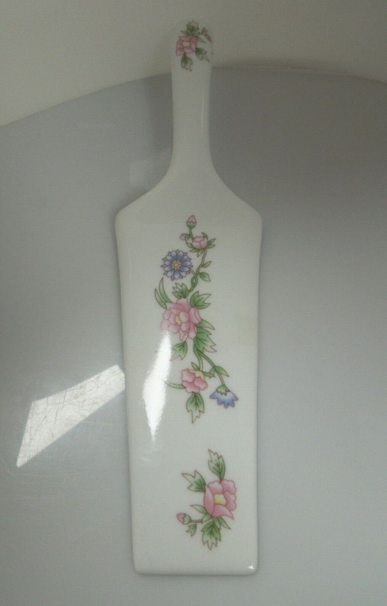 r972 Cake/pie server slicer Ceramic Floral pattern Vintage good condition Spatula 