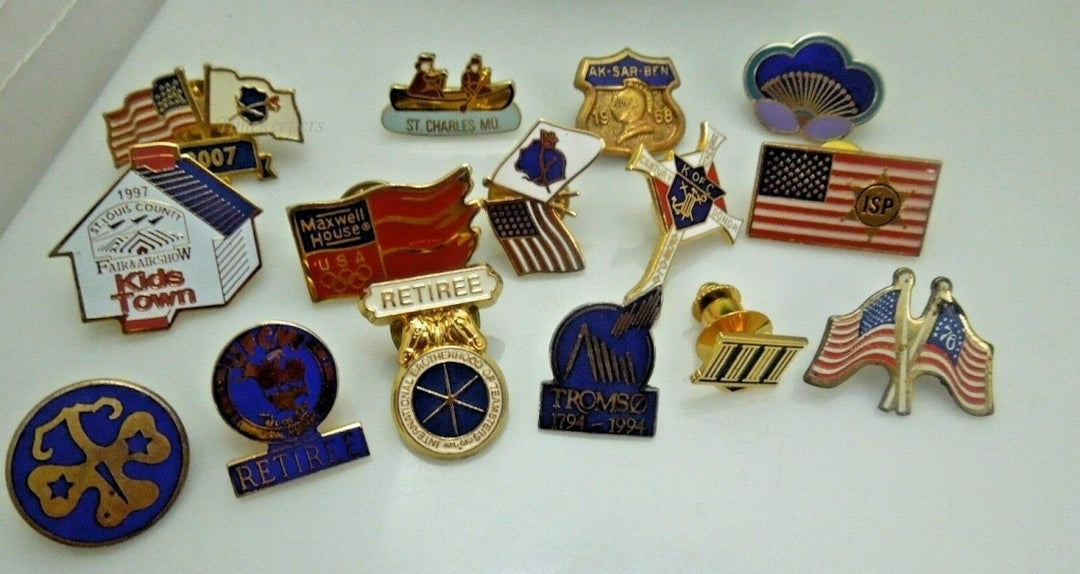 r388 Lot of 15 Vintage American Flag,Stl Pins,Retiree Pins Enamel Vintage