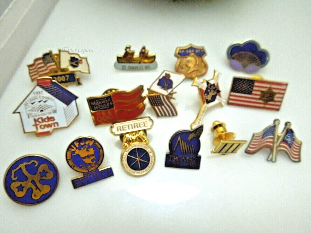r388 Lot of 15 Vintage American Flag,Stl Pins,Retiree Pins Enamel Vintage